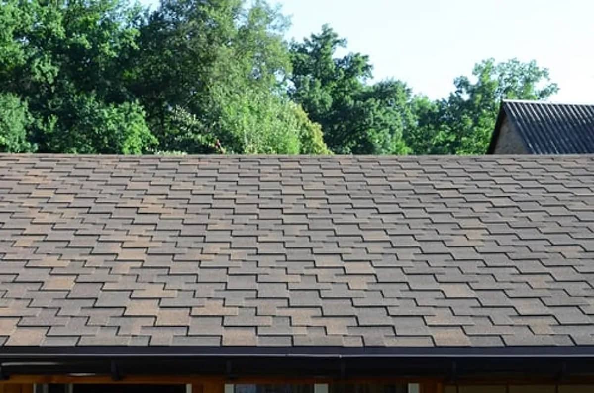 New architectural shingle roof installed on a residential home in Connecticut